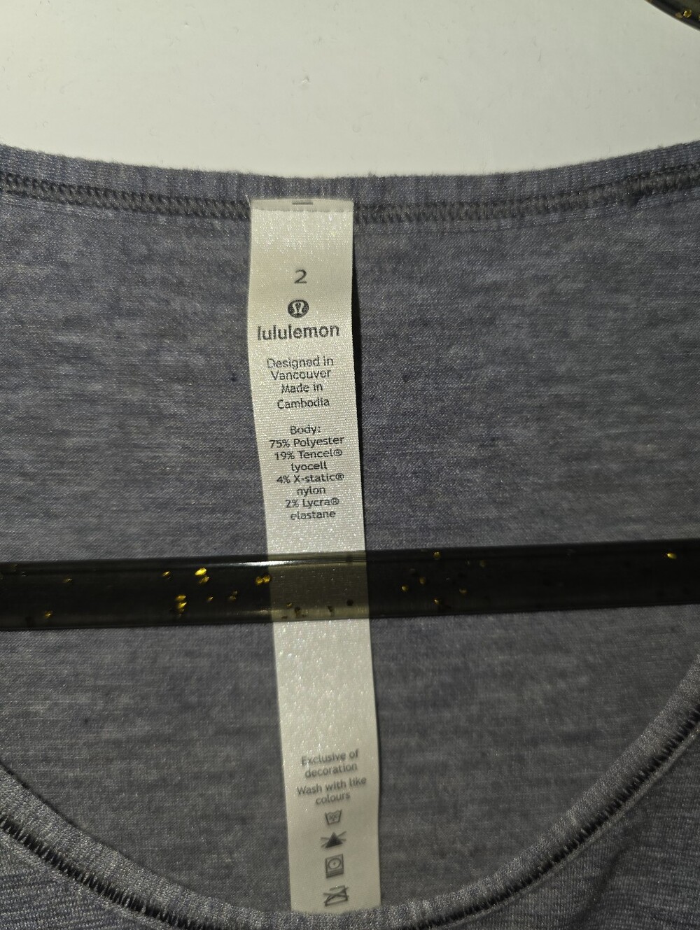 Lululemon Athletica Twist Front Steel Blue Gray Tee Size 2 - Picture 2 of 5